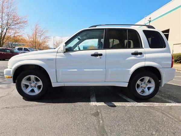 2002 Suzuki Grand Vitara V6 4X4 / NEW TIRES / 1-OWNER / 39,000 MILES - $12,995 (+ M  M Investment Cars - Portland)63617339137537122