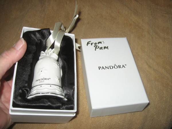 Pandora 2017 Bell 1