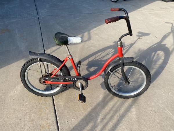 Vintage Schwinn Super Pixie bike 1