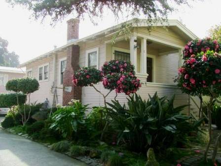 $2,995 / 2br - Casa en Rockridge, ¡Camina a Bart, Tiendas y Restaurantes! (oakland rockridge / claremont)63695858832003120
