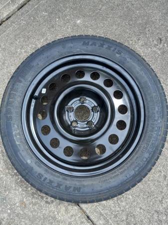 Ford Escape Spare Tire 17" 1
