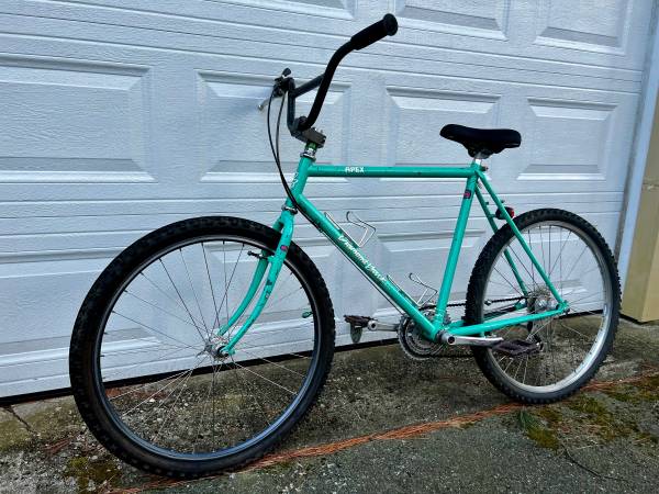 1987 Diamondback Apex 26” mountain bike 1
