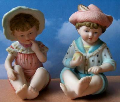 Vintage Andrea by Sadek Boy and Girl Piano Babies  6682 1