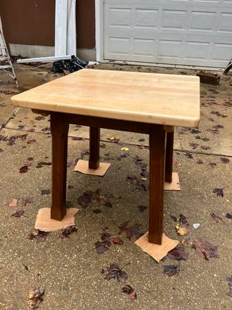 Solid maple table GORGEOUS 1