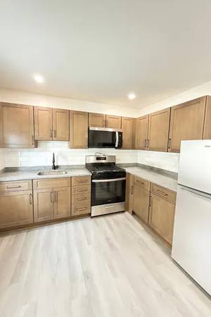 $1,150 / 1br - */++Stunning 1 Bed, 1 Bath Newly Renovated Apartment Edison!! (Edison)63676258007425121
