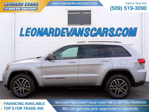 2019 Jeep Grand Cherokee Trailhawk $474/mo - $26,990 (Leonard Evans Used Car Superstore)63442620922371121