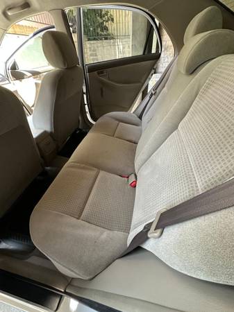 2005 Toyota Corolla - $6,200 (Los Ángeles)63618267830017120