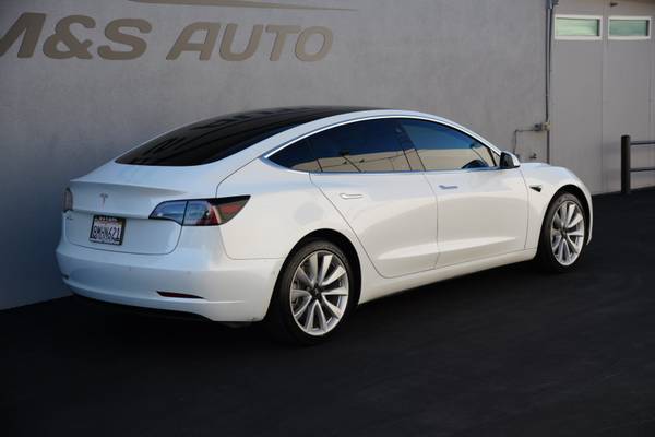 2019 Tesla Model 3 Mid Range sedan Pearl White Multi-Coat - $18,778 (CALL 510-722-6092 !!)63477596501635123