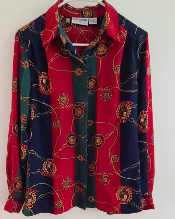 Silky equestrian blouse, size 8/M 1