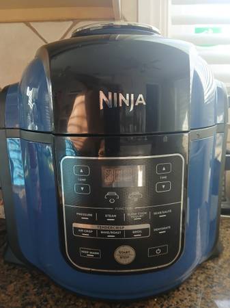 NINJA 10-in-1 Pressure Cooker (BRAND NEW)(NEVER USED) ONLY 1