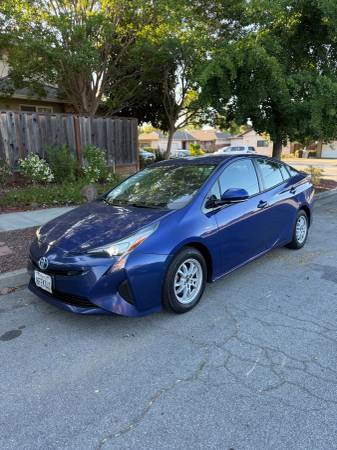 2018 Toyota Prius *One Owner * Clean Title - $11,000 (santa clara)63613208058113120