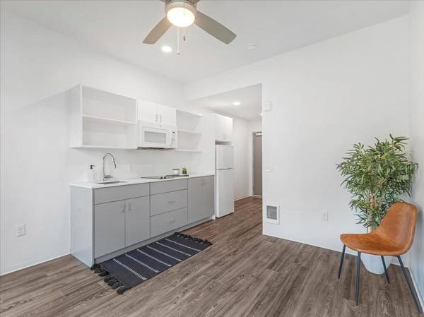 $930 / 229ft2 - Spring Specials! Limited-time rent reductions and 8 weeks free! (Portland Downtown, South Portland, PSU, OHSU, SW Portla)64039059897985123