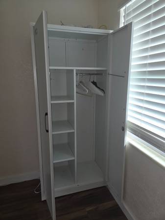 $1,100 / 1br - 1000ft2 - CasaDova Apartments (Kenneth City)64002494132866123