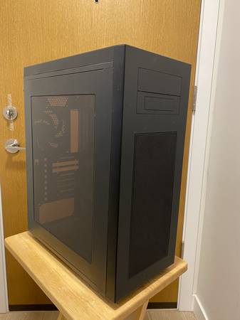 Rosewill Rise computer case - ATX and EATX size 1