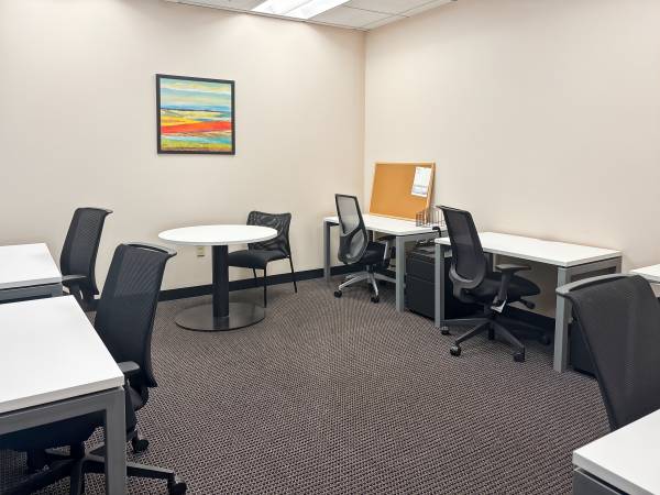 Shared Office Space Available – Register Your Business Here 🎯 1