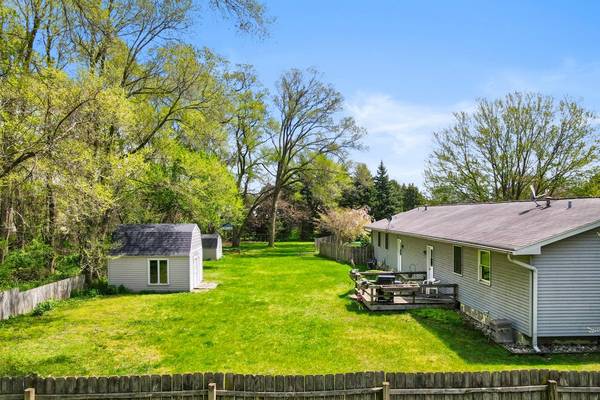 $415,000 / 2br - Casa Abierta Sábado 30 de Agosto: 10-11:30am (Holland)63618866333825121