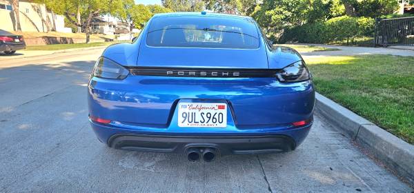 2018 Porsche Cayman - PRIVATE PARTY - CLEAN TITLE IN HAND - $50,00063470045002113123