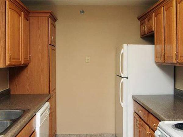 $1,175 / 2br - 1000ft2 - 24-hour Maintenance Response Guarantee (Williamston)63920838425986121