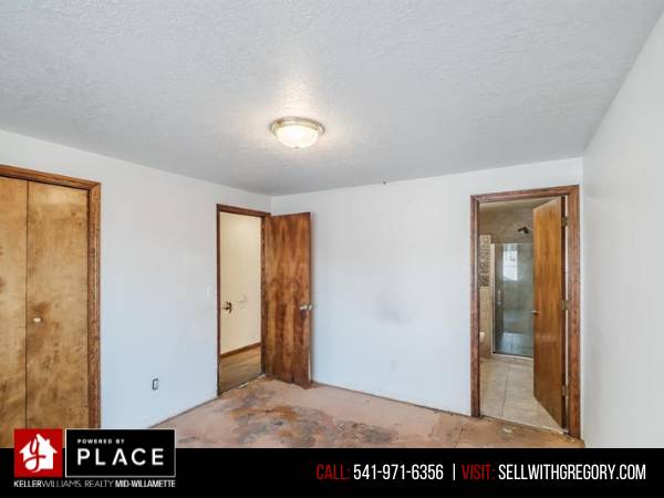 $285,000 / 3br - 1160ft2 - Charming 3BD/2BA with Big Backyard & Coop! (Sweet Home, OR)63624669027969124