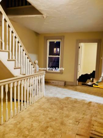 $900 / 5br - Allston Room in 5 Bed/2 Bath Apartment | Near Harvard Avenue63810087571843123