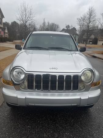 2006 Jeep Liberty Limited 1