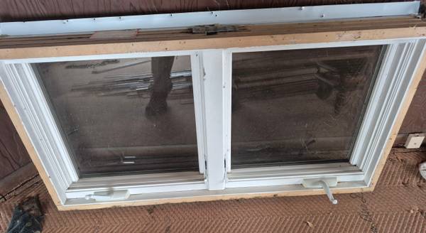 Window 48x24 metal clad dual glazed wood double casement 1