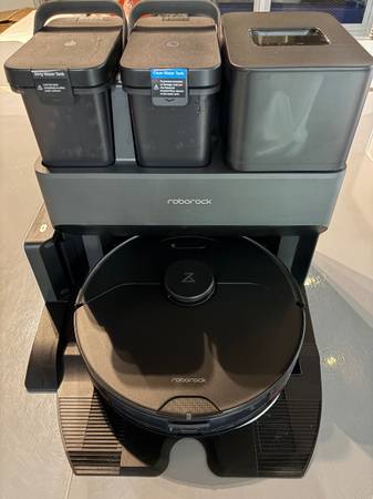 Roborock S7 MaxV Ultra Robot Vacuum with RockDock Ultra + Extras 1