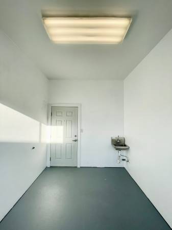 $560 Brush Off Your Worries - Creative Studio Spaces Available! (berkeley)63847328669057123