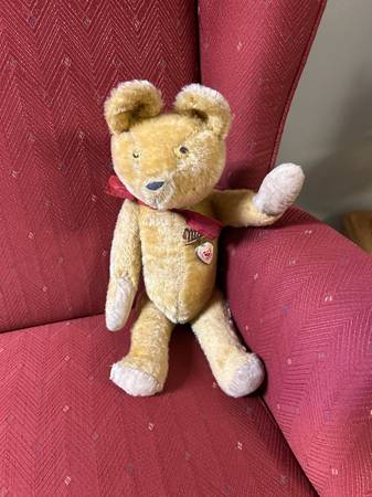 Old Straw-Filled Teddybear 17" 1