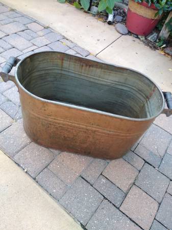 Copper wash tub 1