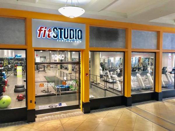 $3,503 / 1br - 818ft2 - Rare 1 BR/1 BA with Vast Windows & High Ceilings Near Santana Row (san jose west)64049800152962122