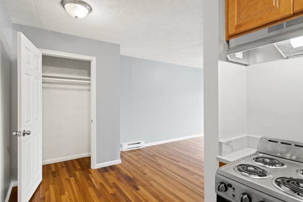$2,650 / 2br - 2 bed at 200 Hancock St (Dorchester)63828337779329123