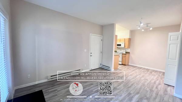 $2,300 / 1br - 533ft2 - Beautiful 1-bedroom condo nestled in gated community! (richmond / point / annex)63880248307201122