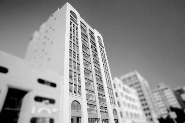 $2,255 / 737ft2 - Studio and One Bedroom Apartments Available now! Maxfield Lofts (Los Angeles)63701204543105122