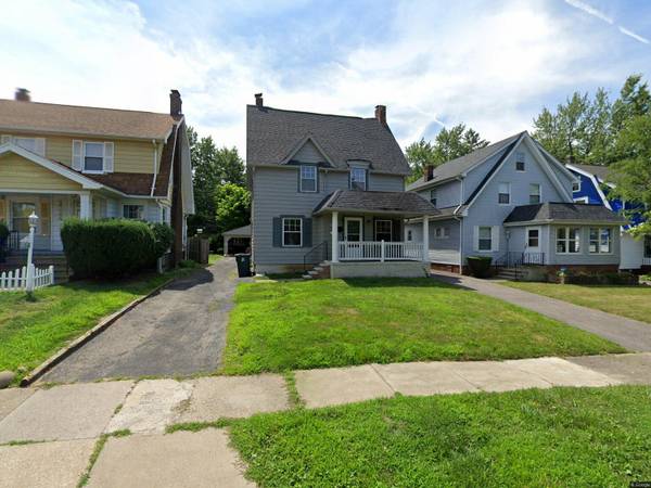 $1,350 / 3br - 1221ft2 - Linda opción de arrendamiento en Cleveland Heights!! (Cleveland Heights)63860364068867121