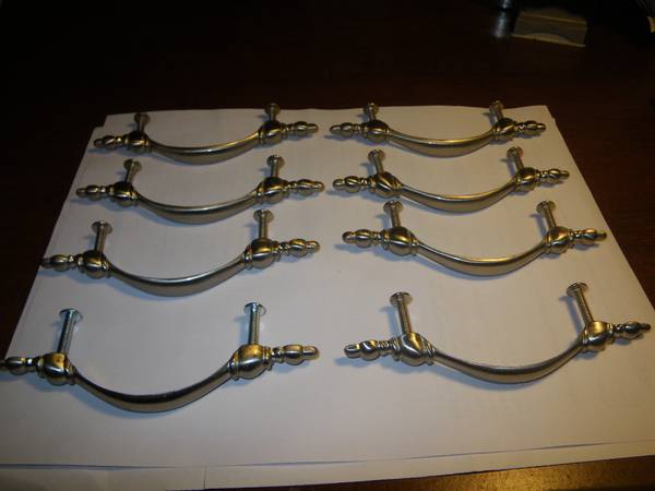 Used Cabinet Hardware 1