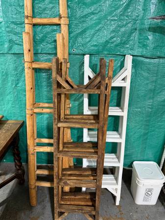 ♦♦ Rustic Wood Blanket Ladders - NEW! ♦♦ 1