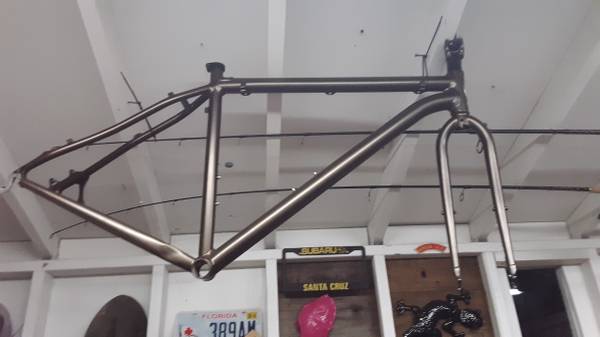 Large aluminium 29er frameset 1