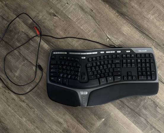 Micrsoft Ergo Keyboard 1