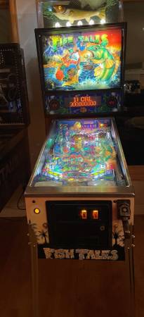 Williams Fish Tales Pinball Machine 1
