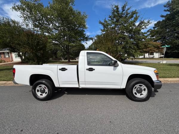 2011 Chevy Colorado LT with factory craftsman tool box bed 1
