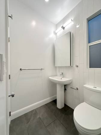 $3,895 / 1br - ¡Video y Plan! Reformado Elegantemente, Unidad Esquina, Ubicación Fantástica! (nob hill)63622958549505124