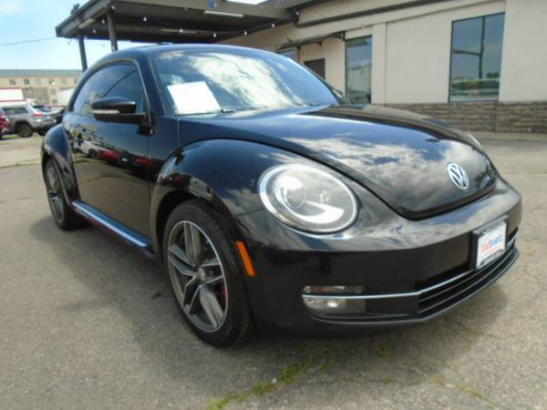2013 Volkswagen Beetle Coupe 2dr DSG 2.0T Turbo R-Line w/Sun/Sound/Nav - $12,400 (Lakewood, colorado)63619924244995122