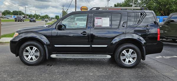 2012 Nissan Pathfinder 2WD 4 puertas V6 Silver Edition - $8.750 (1634 NW Broad St, Murfreesboro, TN 37129)63470580828033123