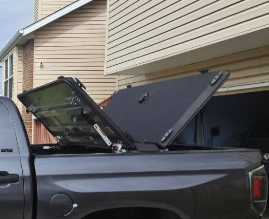 Diamondback HD Bed Cover 1