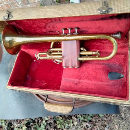 1955 Vega (Boston) cornet 1