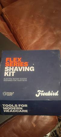 Brand New Freebird flex series shaving kit 1