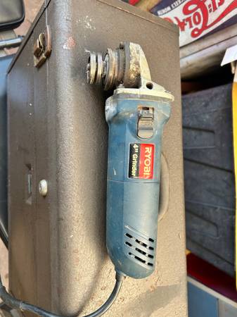 grinder ryobi 1