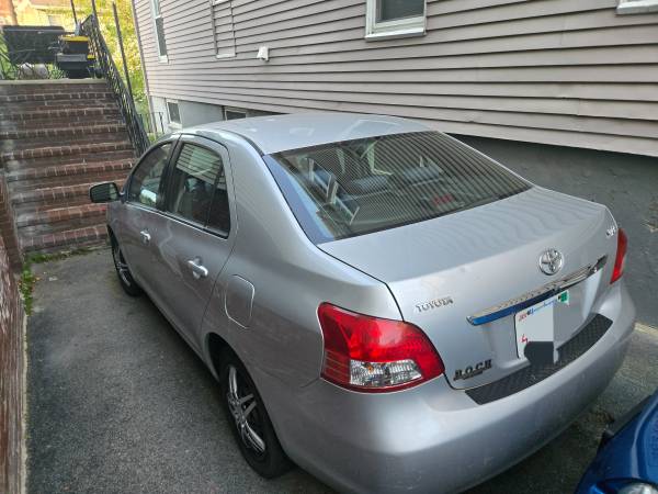 Toyota Yaris 2007 - $5,500 (Somerville)63615374947713121