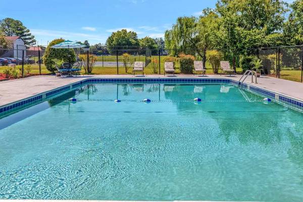 $1,305 / 3br - 1260ft2 - Check out our community today for an experience that can't be beat! (Huntsville - Across from Post Office)63801834422657124
